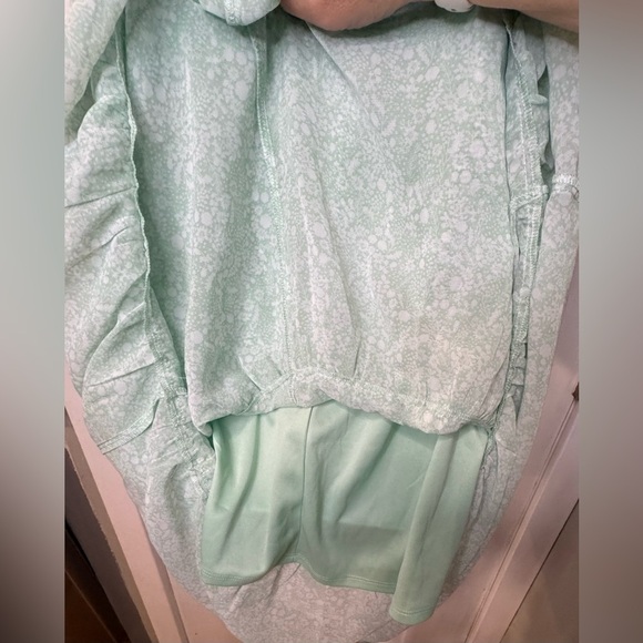 Trixxi Girl Green Square neck Ruched Tiered Sundress - Picture 14 of 14